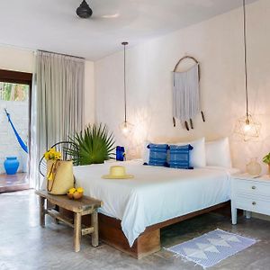 Lula Seaside Boutique Hotel